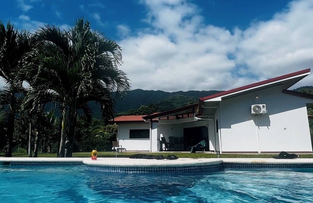 Mountain Bunglow w/private pool - minutes from beaches, restaurants & waterfalls