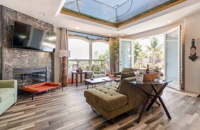 Mountain View Oasis AC, Pool, Pet & Family Friendly