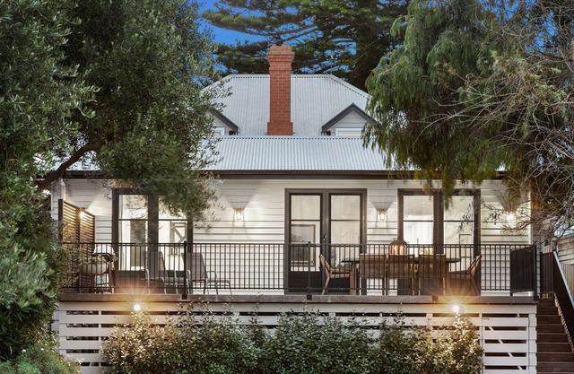 Moyne River View House