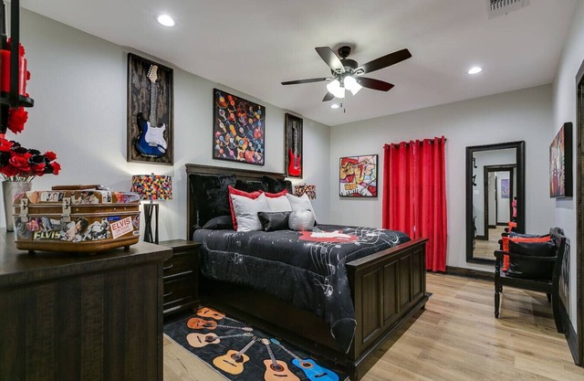 Music Hall!/Brand New!/2BR 2.5BA!