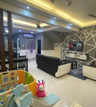 NaiS Homestay