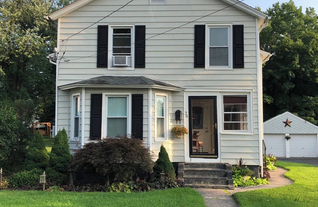NEW-Another Fun Downtown Location 1st floor