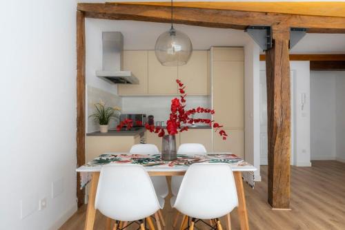 New apartment in the heart of the center