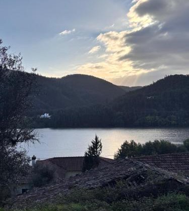 New Flat with View over the River Zezere