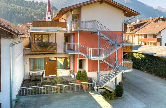 New holiday apartment in a quiet and central location