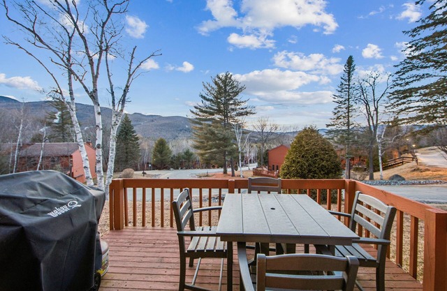 NEW! Hudson 76I - A Stylish Mountain Retreat by The Summit at Gore Mountain