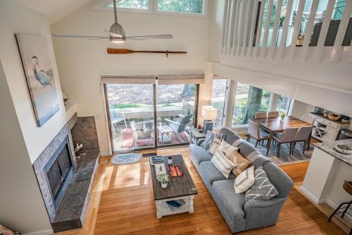 New Listing! Water Views with Short Walk to Dataw Clubhouse and Pool - Sleeps 6