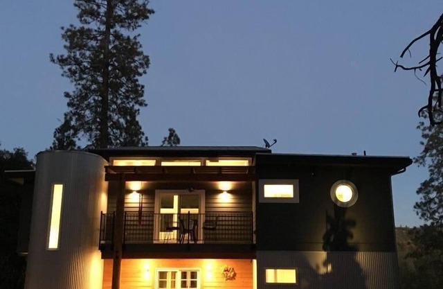 New Rollins Lake Retreat
