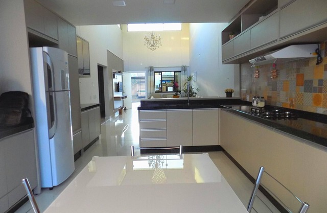 New, spacious house with incredible natural lighting!