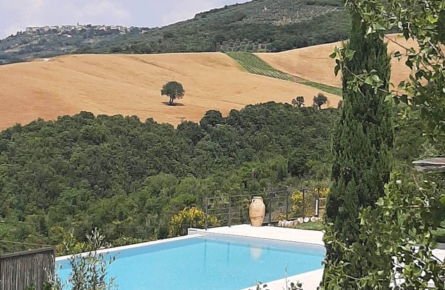 Newly Discounted Private Villa with Infinity Pool - Fantastic Views and Sunsets.