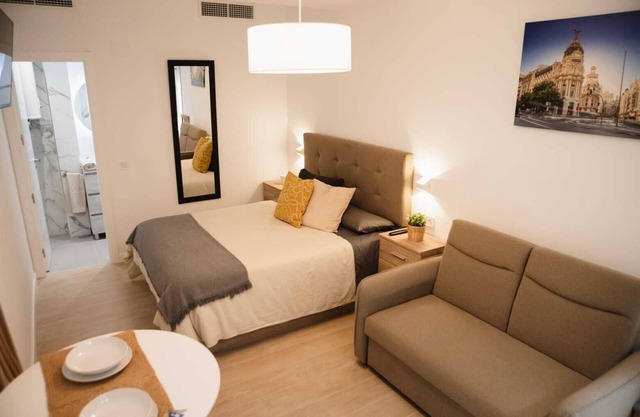Newly refurbished luxury suite with kitchen