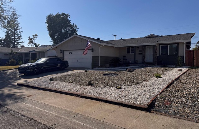 Newly Remodeled 3BR/2BA Home in Quiet Neighborhood
