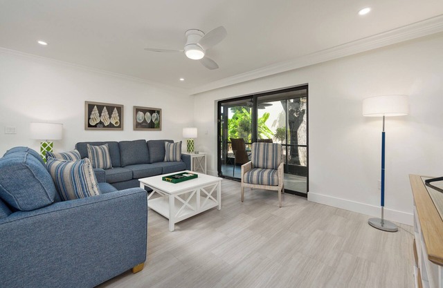 Newly Renovated Garden View 2 bed, 2 bath at Sanibel Moorings #441