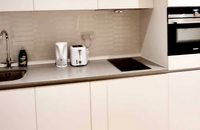 NICE APARTMENT CLOSE TO ILFORD STATION Free Wi-Fi & Netflix