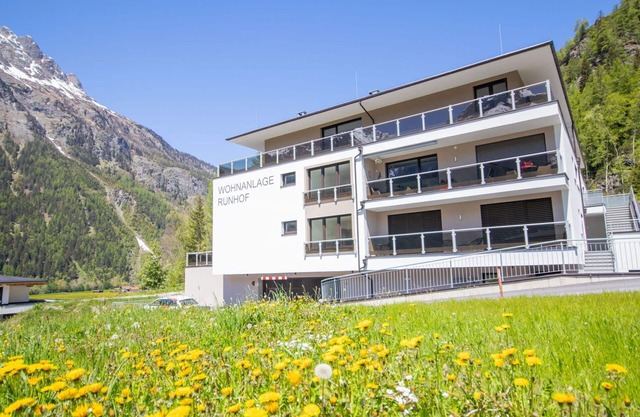 Nice apartment for 4 people with WIFI, TV, terrace, pets allowed and parking