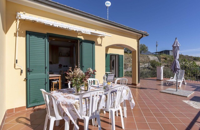 Nice apartment for 6 guests with WIFI, terrace, pets allowed and parking
