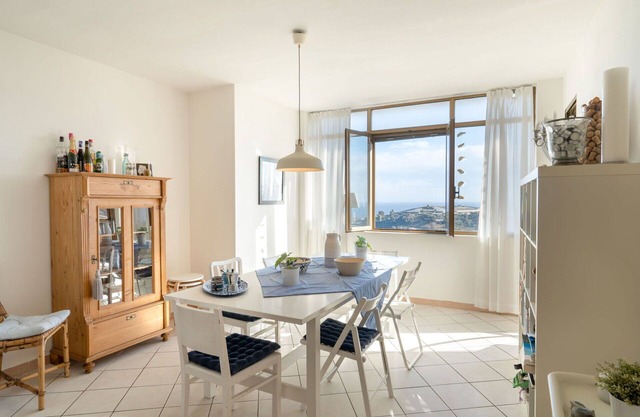 Nice apartment for 5 guests with WIFI, TV, balcony, pets allowed and parking