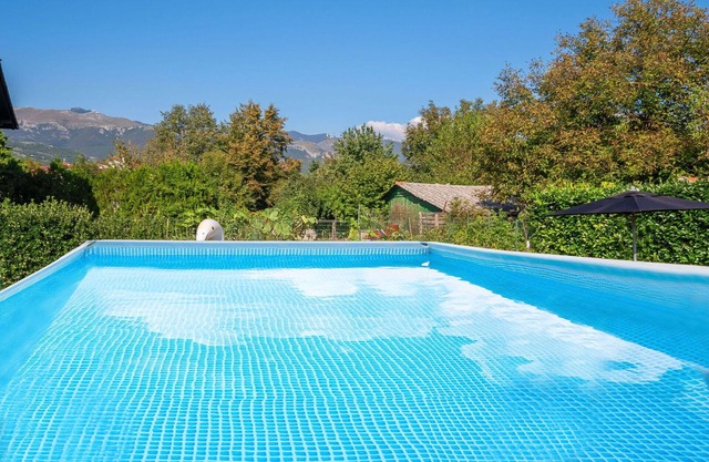 Nice apartment for 5 people with private pool, WIFI, A/C, TV, patio, pets allowed and parking