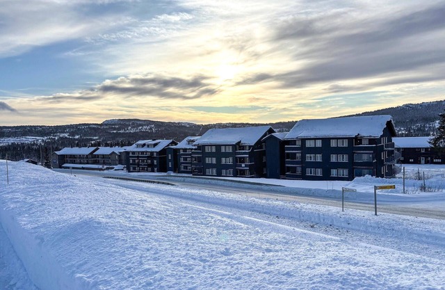 Nice apartment in Svingvoll with WiFi