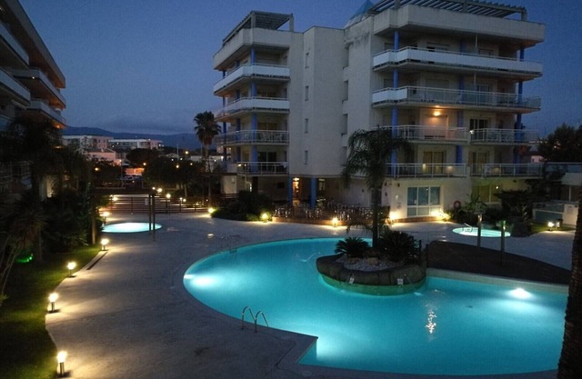 Nice apartment with pool view AV-70