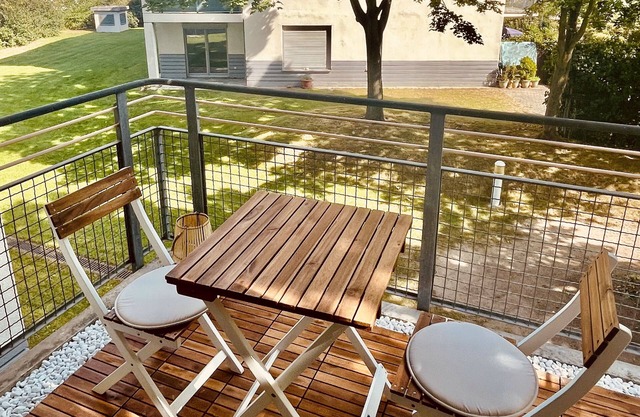 Nice apartment with balcony near the airport