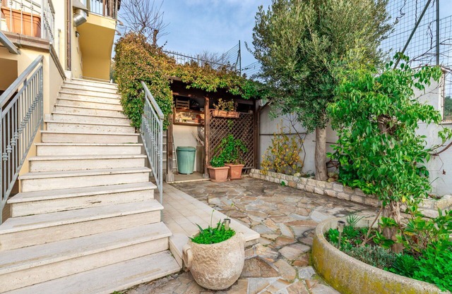 Nice apartment with WIFI, A/C, TV, terrace, panoramic view, parking, close to Porto Recanati