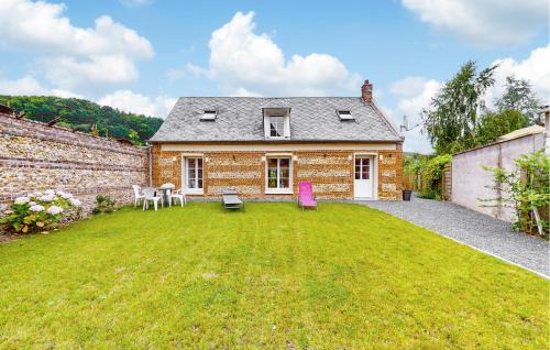 Nice Home In Grainville-La-Teinturi