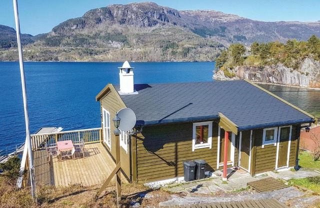 Nice Home In Eikelandsosen With Sauna