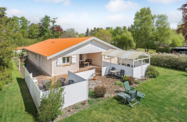Nice home in Rørvig with kitchen
