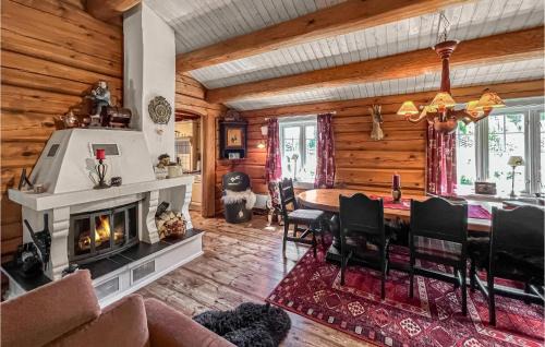 Nice Home In Svingvoll