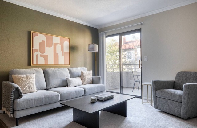 Nice Rancho Penasquitos 1BR w/Pool & Gym, nr Bars & Shops, by Blueground
