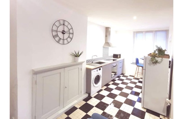 Nice studio with exterior just renovated in the heart of Cantal