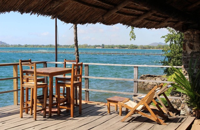 Nkhudzi Beach Lodge
