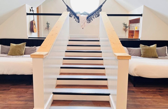 Nordic Thermal Therapy & Luxurious Cozy Cabin Vibes with at Pure Therapy Retreat