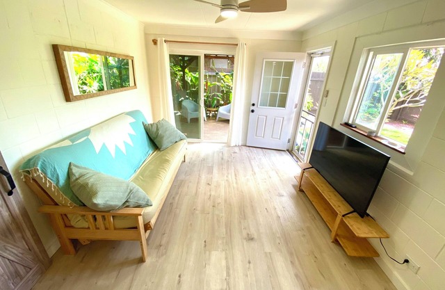 North Shore Country Getaway- steps to the ocean