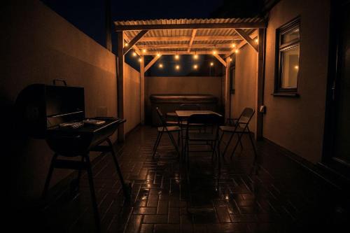 Numero Uno Ensuite 3BR Flat Hot Tub Wifi Parking