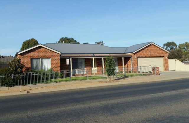Numurkah Self Contained Apartments - The Saxton