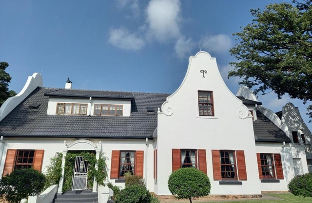 Oak View Manor