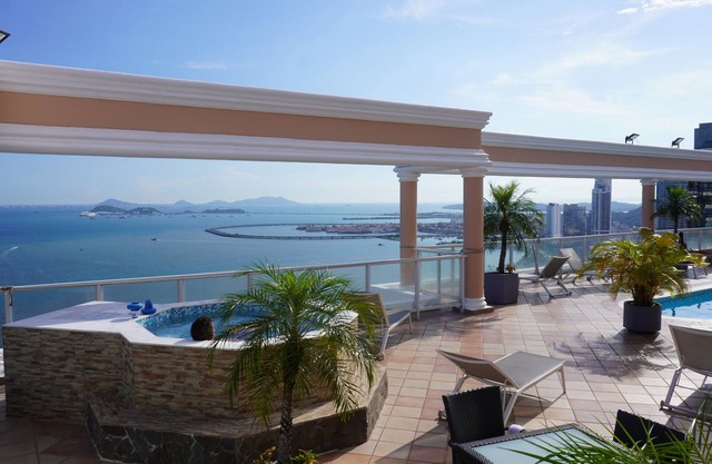 Ocean Front Apartment in the Best Location, 2 bedrooms