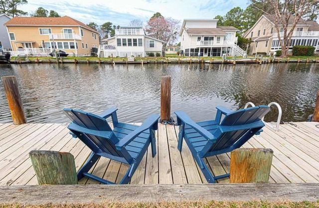 Ocean Pines BorderLinks | 3BR Canal Front Home