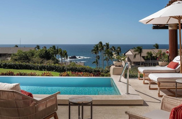 Ocean View and Pool Four Seasons Private Villa