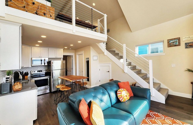 Ocean View! Charming Home with Loft, Sleeps 6! Dog Friendly!