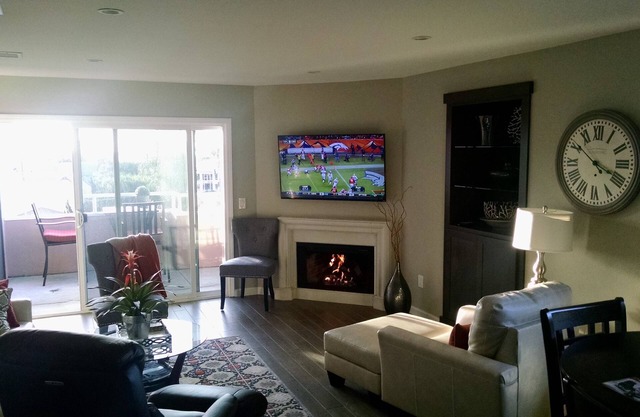 Ocean View Luxury condo in the heart of the Village of La Jolla
