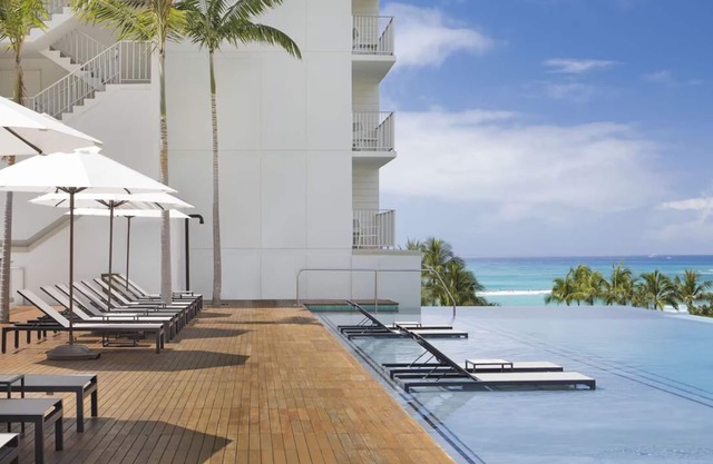 Oceanview Room w/Stunning Diamond Head Vista