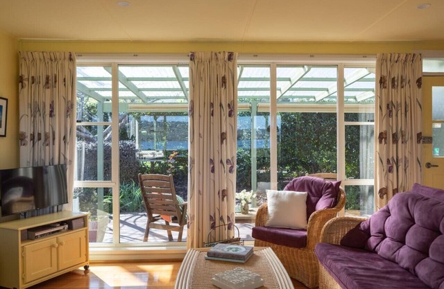 Olive's Cottage - Superb Tamar Views