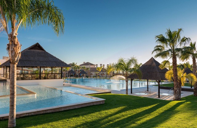 Ona Hacienda del Alamo Golf Resort