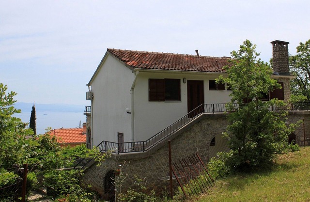 One bedroom apartment with balcony and sea view Oprič, Opatija (A-7756-a)