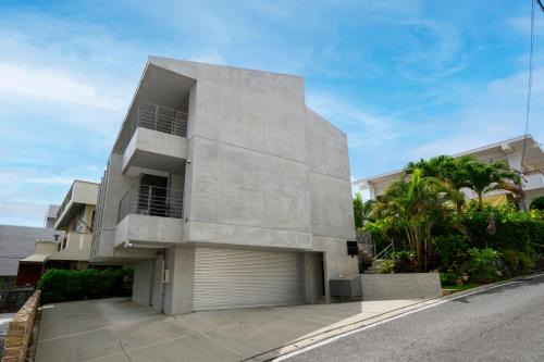 onna resort nakadomari ビーチまで車で4分 最大12名OK 中庭付き貸切ヴィラでくつろぐ恩納村ステイ