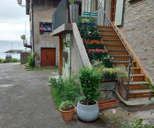 Opaline Yvoire Terrasse avec vue sur le Lac Léman