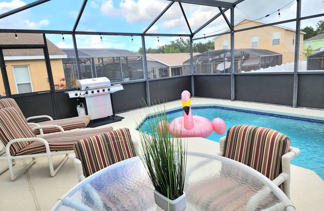 Orlando Villa Private Pool and Hot Tub close to Disney Parks